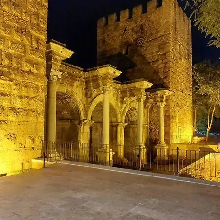 Sinan Merkezi Ev דירה *